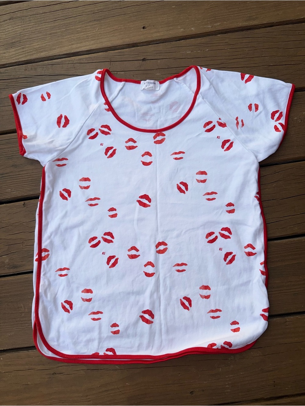 LAKE x Kate Schlecter kisses classic Pima tee